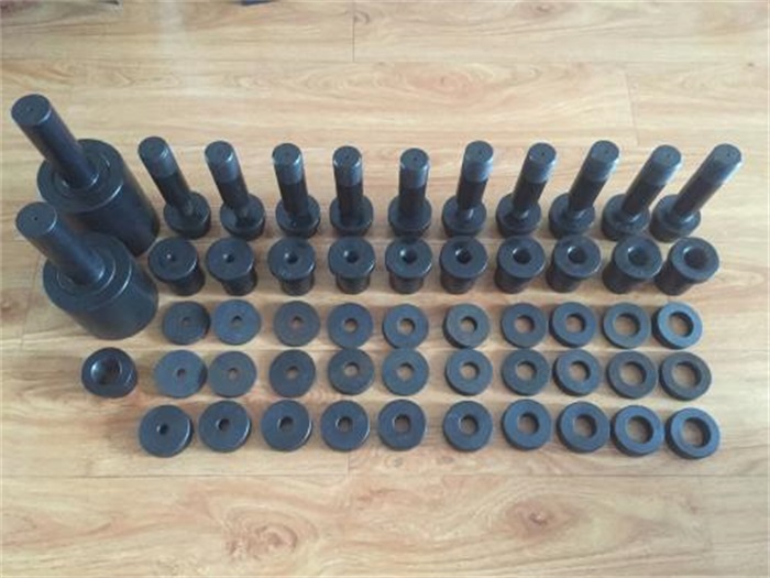 灌南螺栓球网架结构